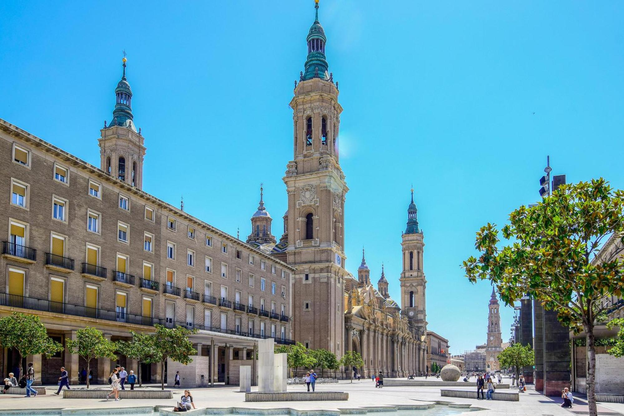 A Orillas Del Pilar Con Parking Saragossa Exterior foto